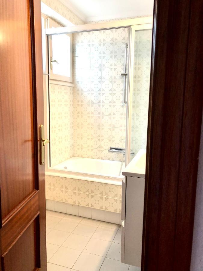 Chalet Al Lado De La Playa Con Piscina Privada, Jardin Y Barbacoa, Fronton, 6 Habitaciones Laredo Buitenkant foto