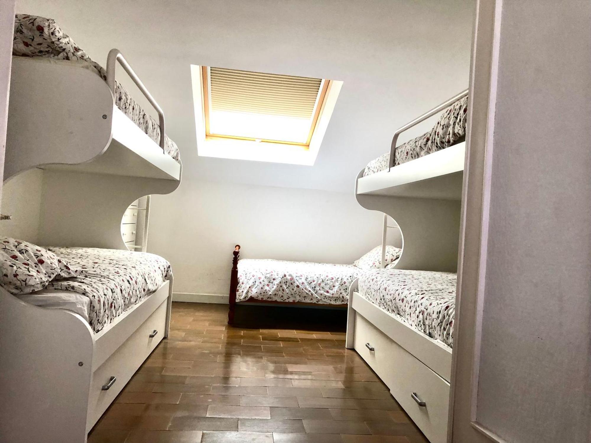 Chalet Al Lado De La Playa Con Piscina Privada, Jardin Y Barbacoa, Fronton, 6 Habitaciones Laredo Buitenkant foto